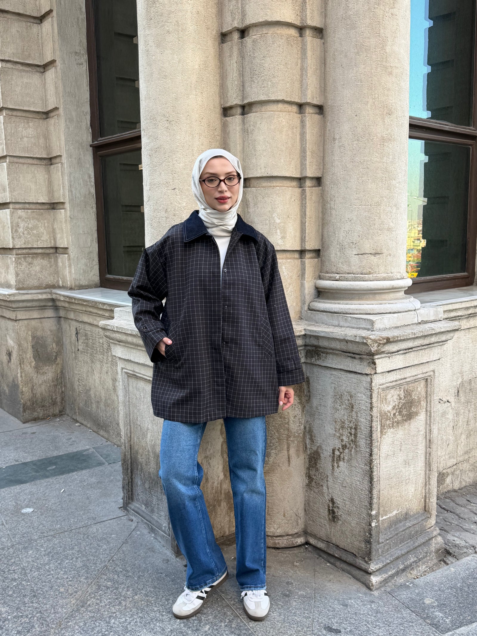 Kot Yaka Detaylı Astarlı Potikare Ceket Siyah