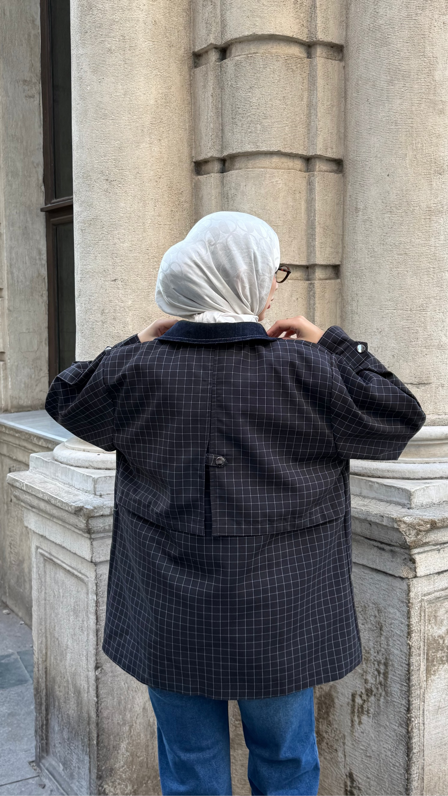 Kot Yaka Detaylı Astarlı Potikare Ceket Siyah