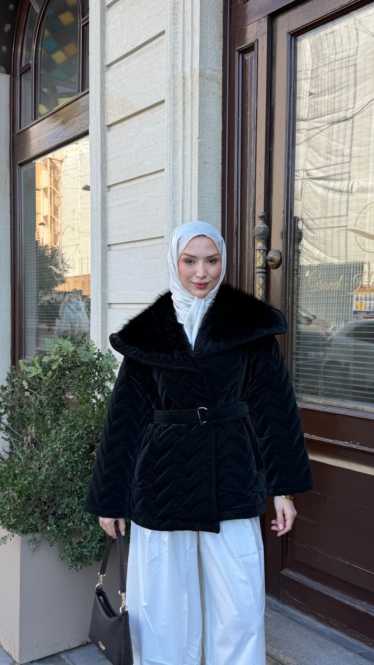 Elsa Kürklü Mont Siyah