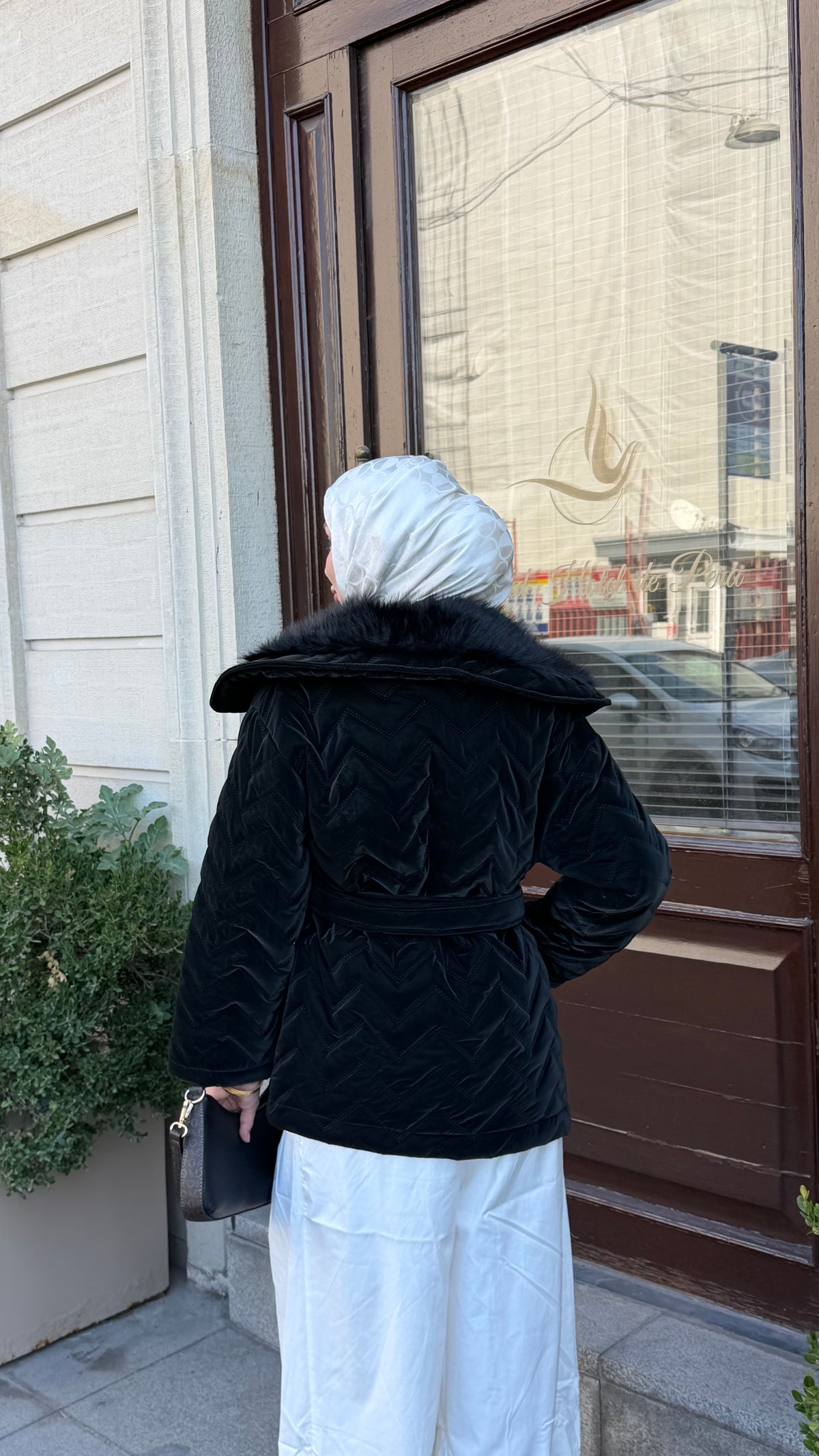 Elsa Kürklü Mont Siyah
