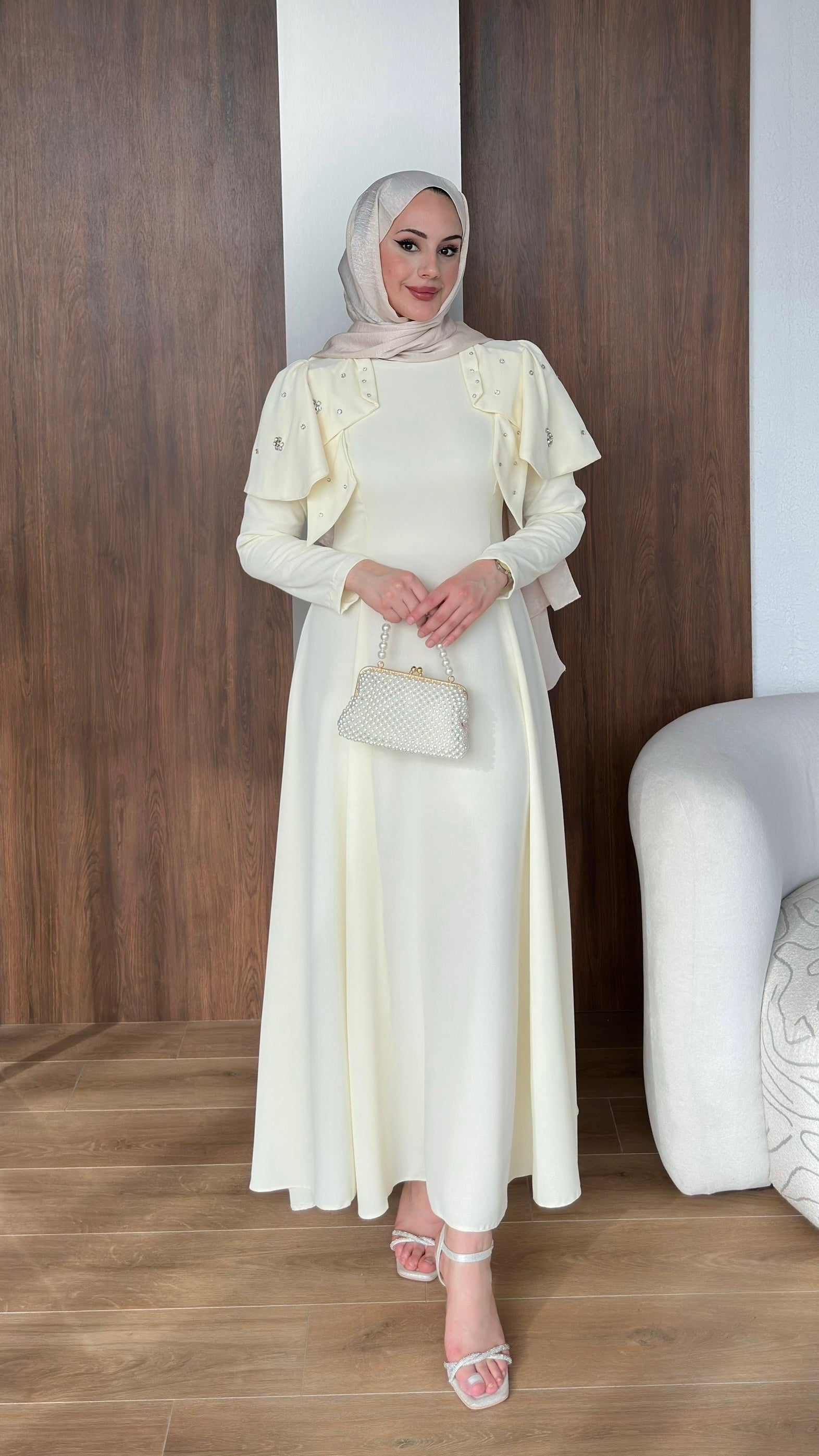 Katarina Omuzu Taşlı Abiye Sarı