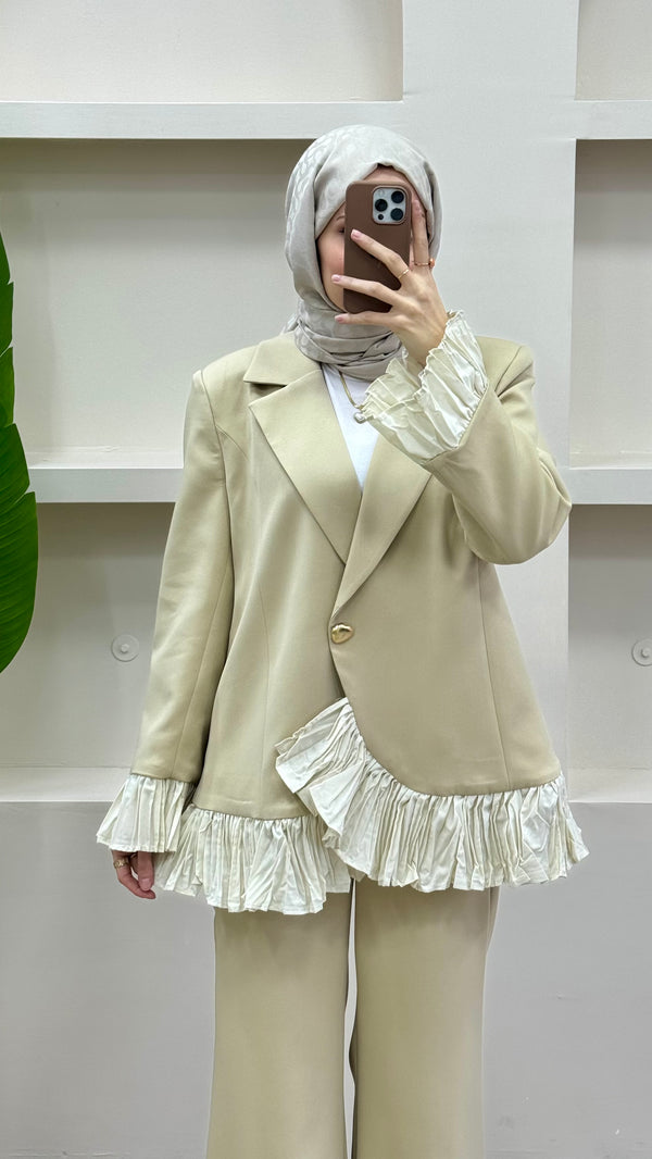 Fırfırlı Blazer Takım Krem