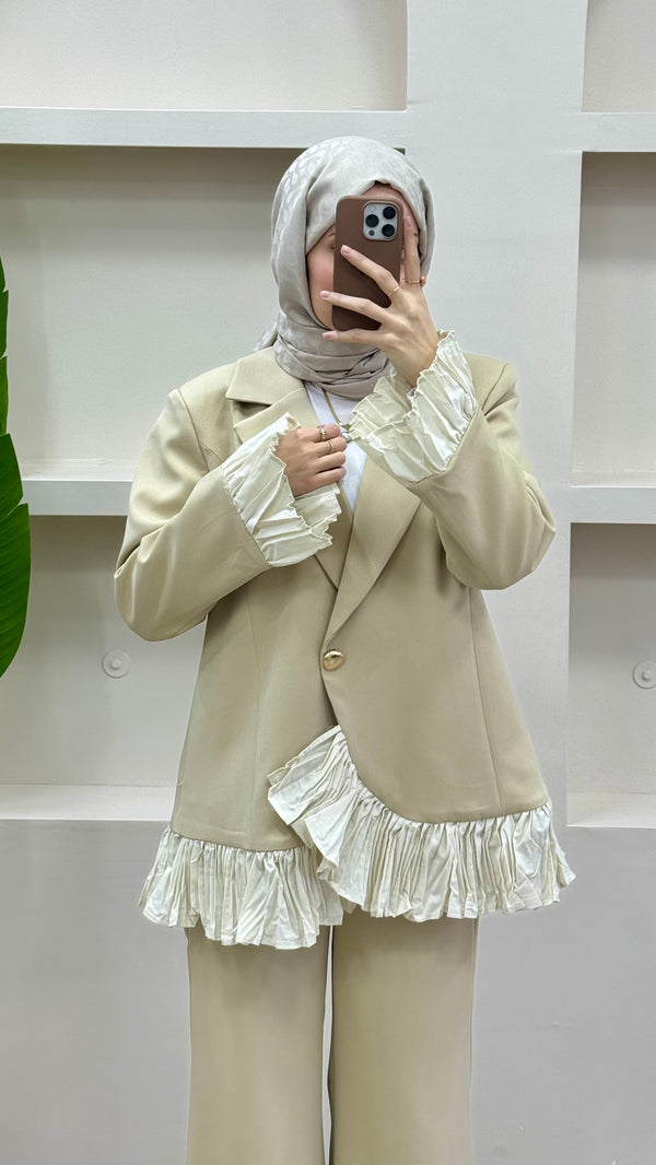 Fırfırlı Blazer Takım Krem
