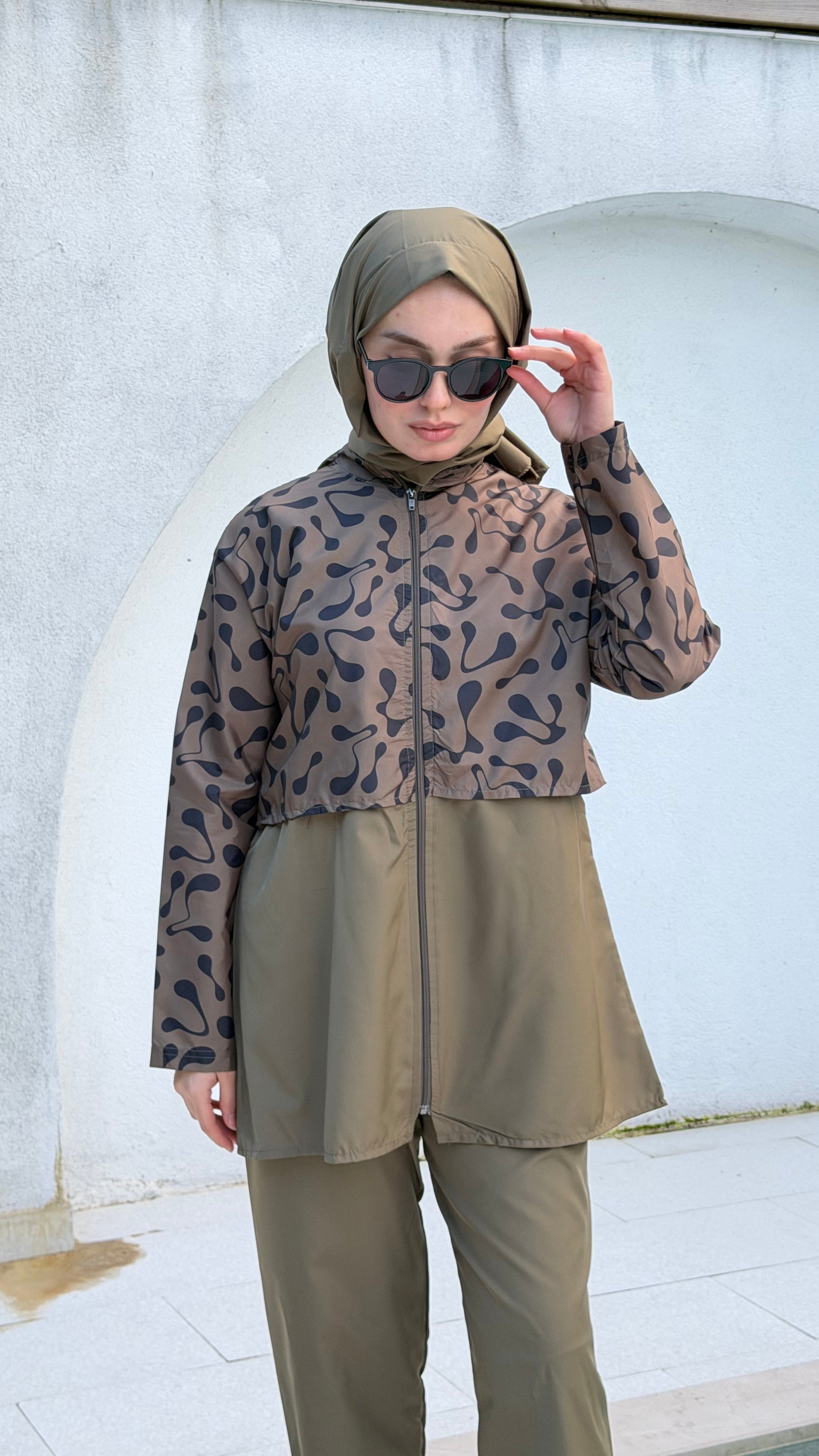 Doha Paraşüt Kumaş 3'lü Tam Kapalı Tesettür Mayo Haki Baskı Desen