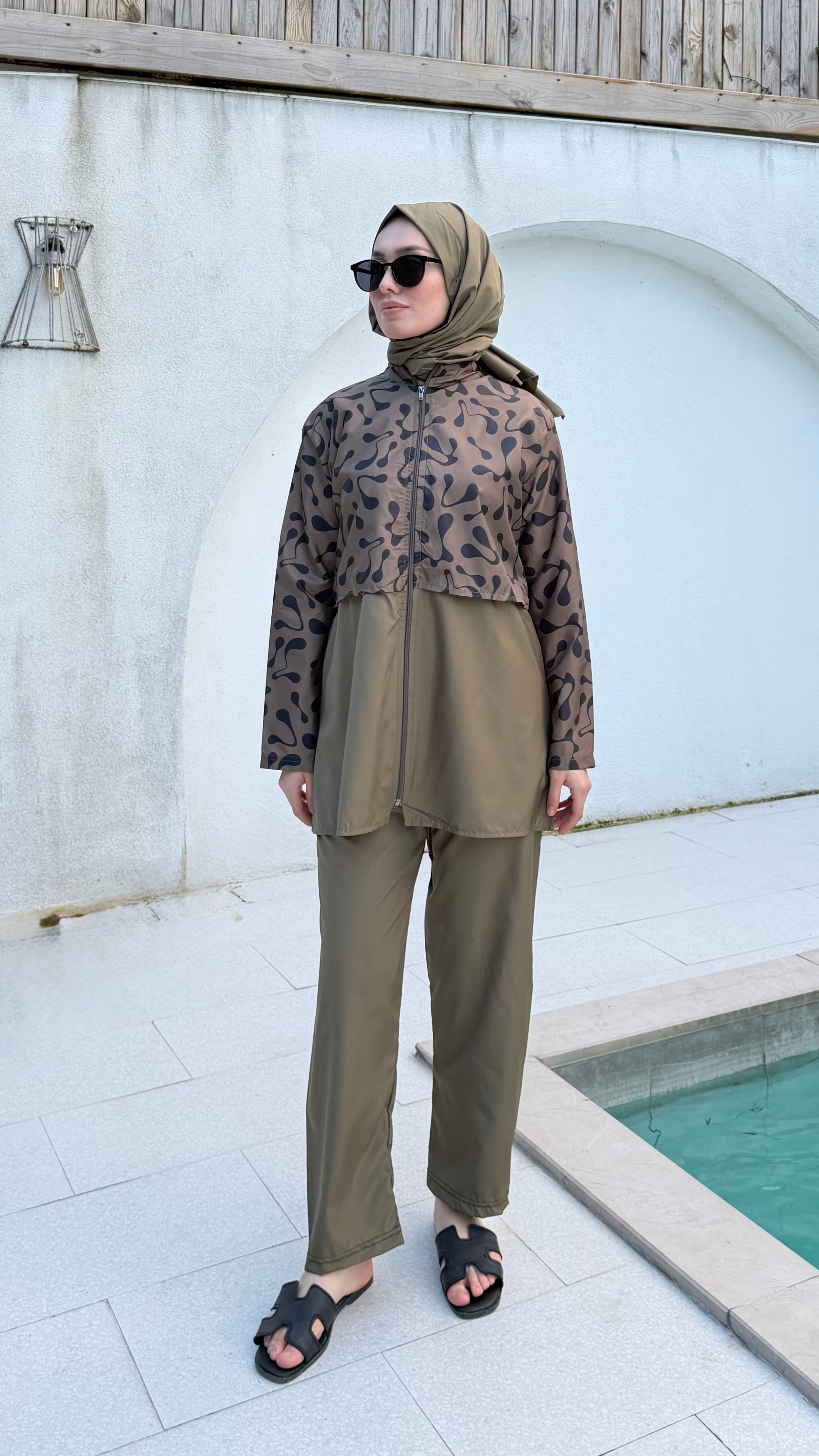 Doha Paraşüt Kumaş 3'lü Tam Kapalı Tesettür Mayo Haki Baskı Desen