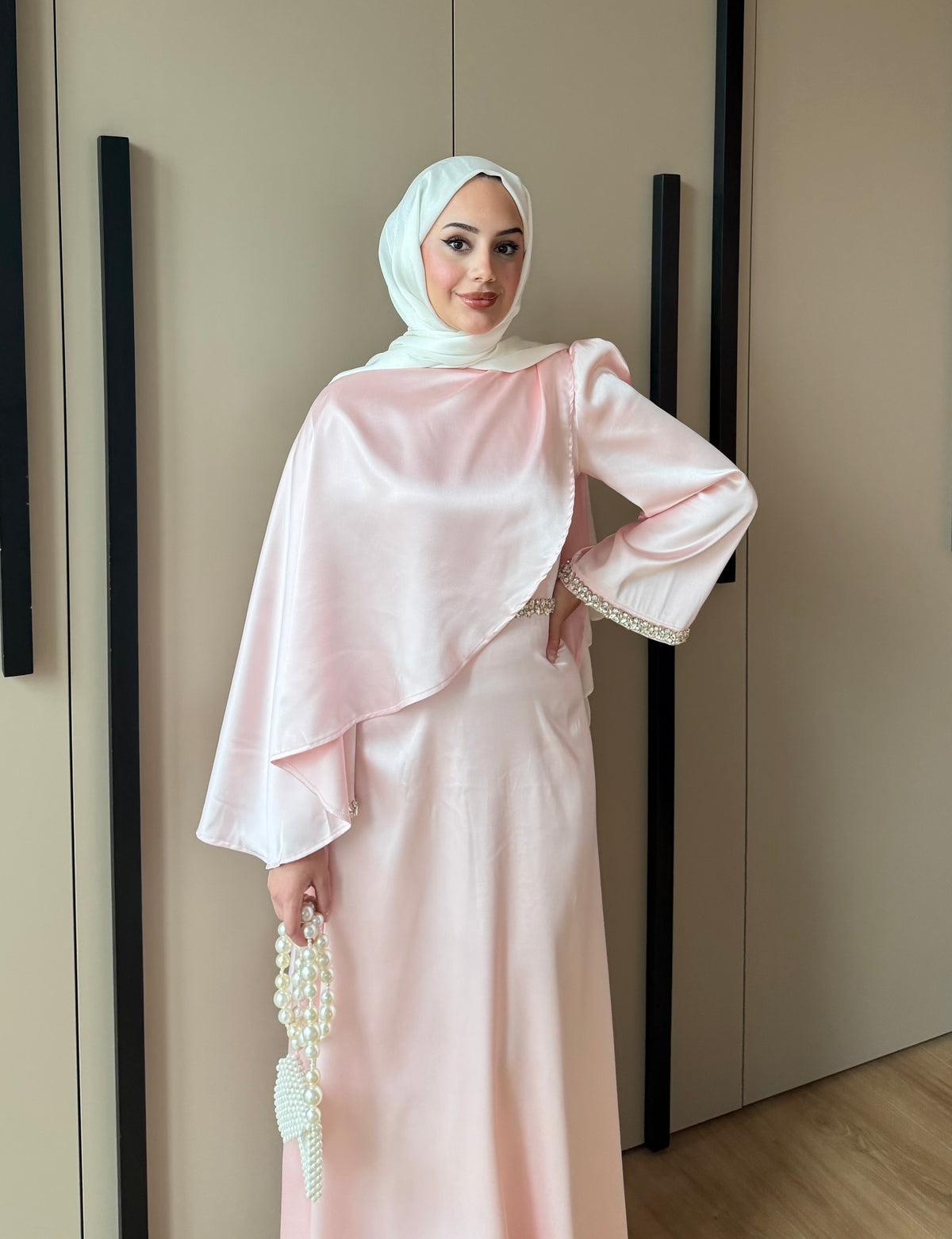 Swan Saten Elbise Pembe