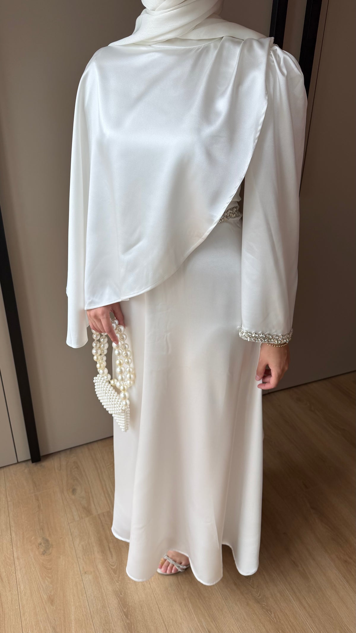 Swan Saten Elbise Beyaz