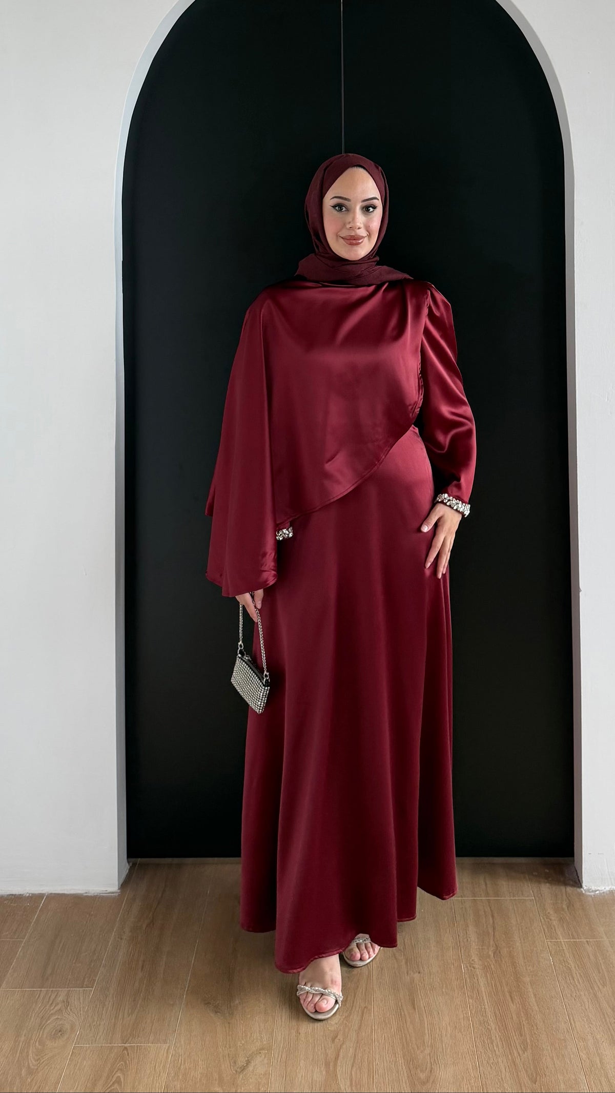 Swan Saten Elbise Bordo