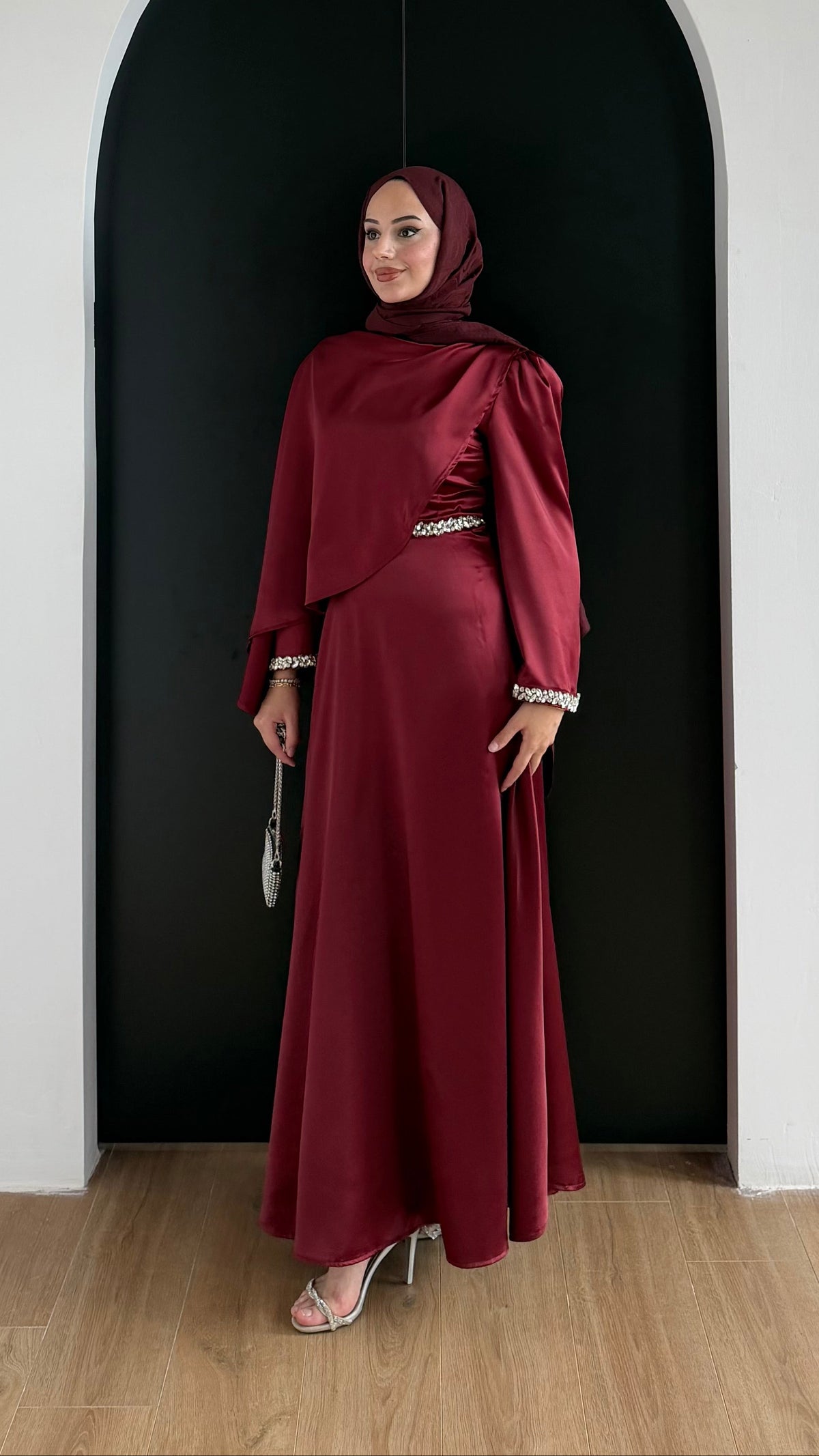 Swan Saten Elbise Bordo