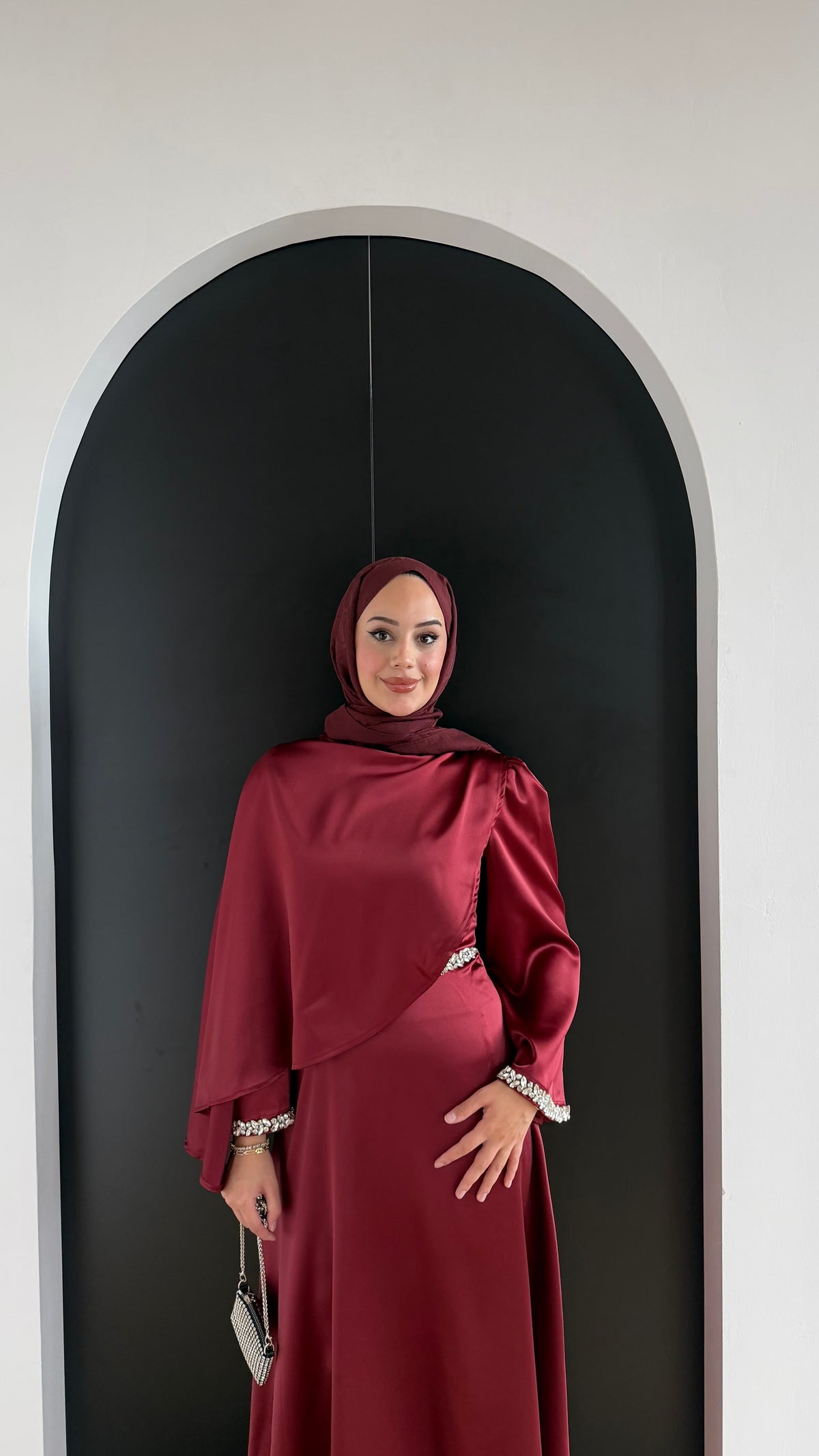 Swan Saten Elbise Bordo