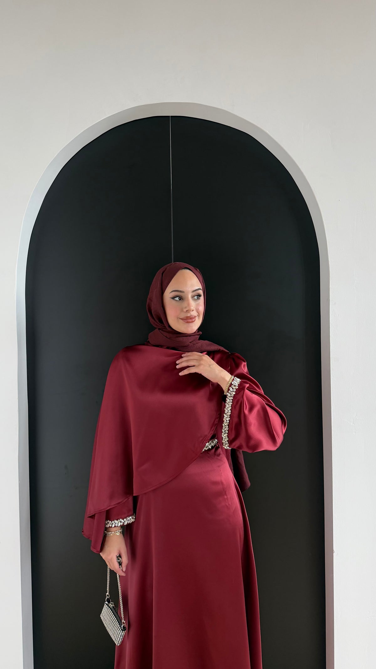 Swan Saten Elbise Bordo