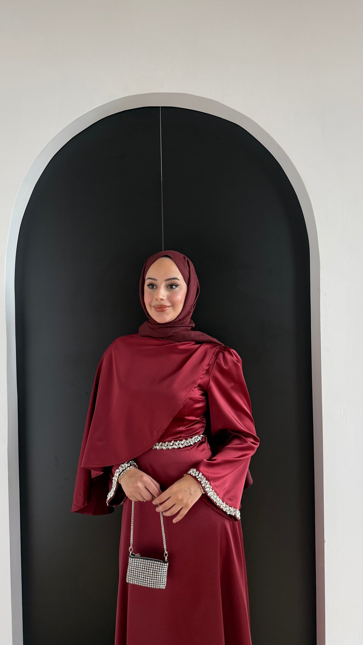 Swan Saten Elbise Bordo