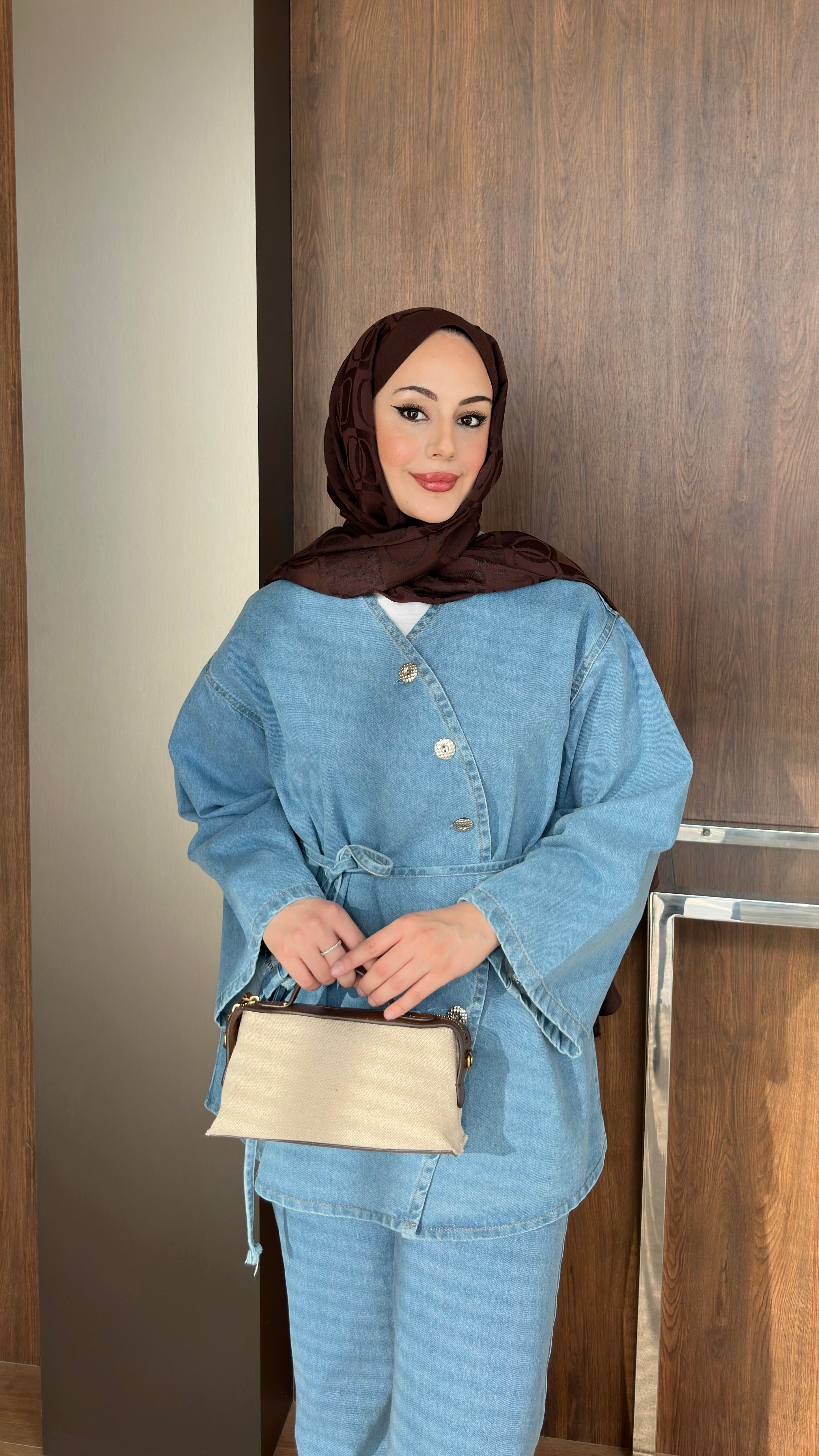 Martin Asimetrik Kesim Kot Takım Buz Mavisi