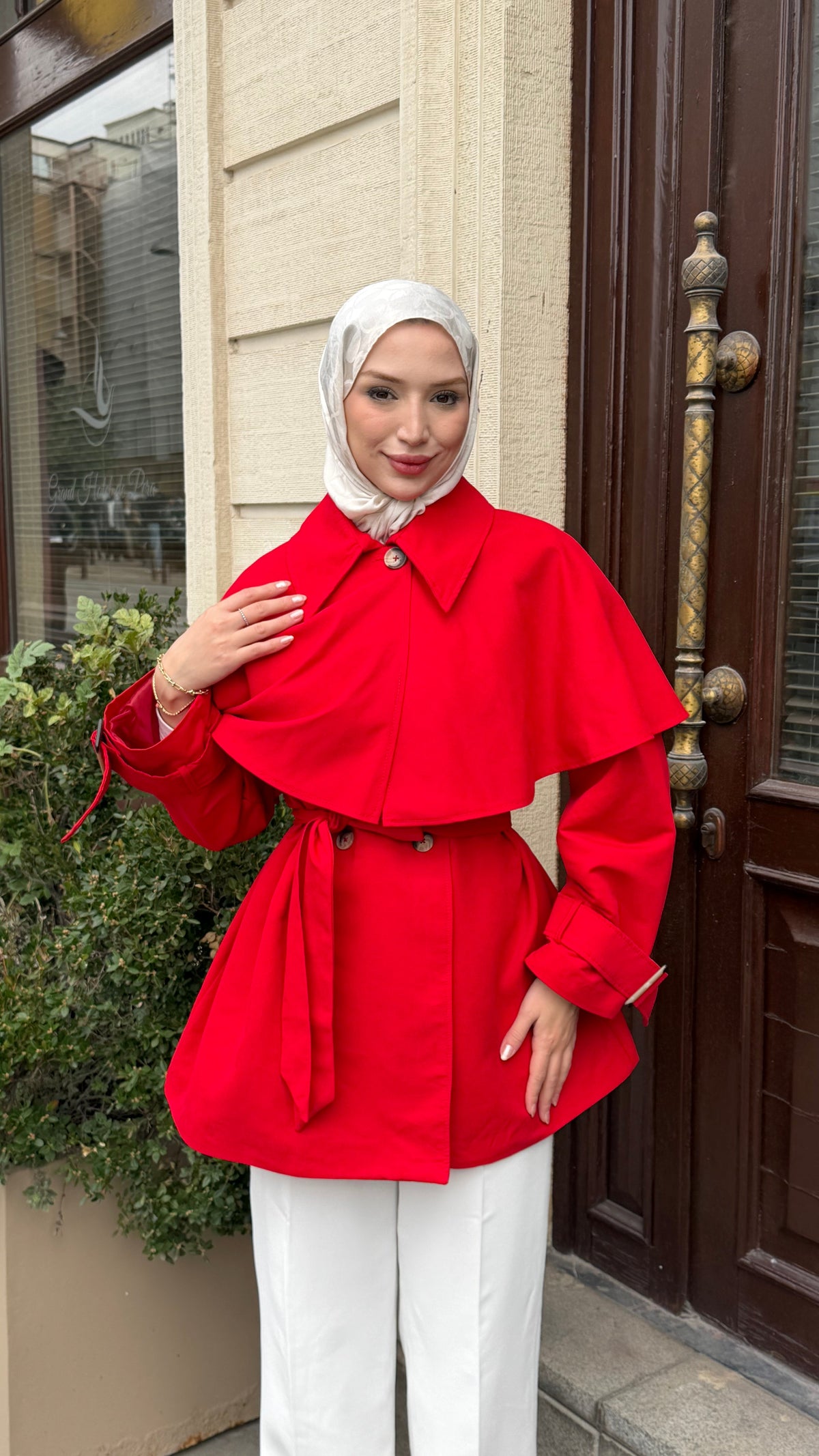 Rosella Pelerin Detaylı Trençkot Kırmızı