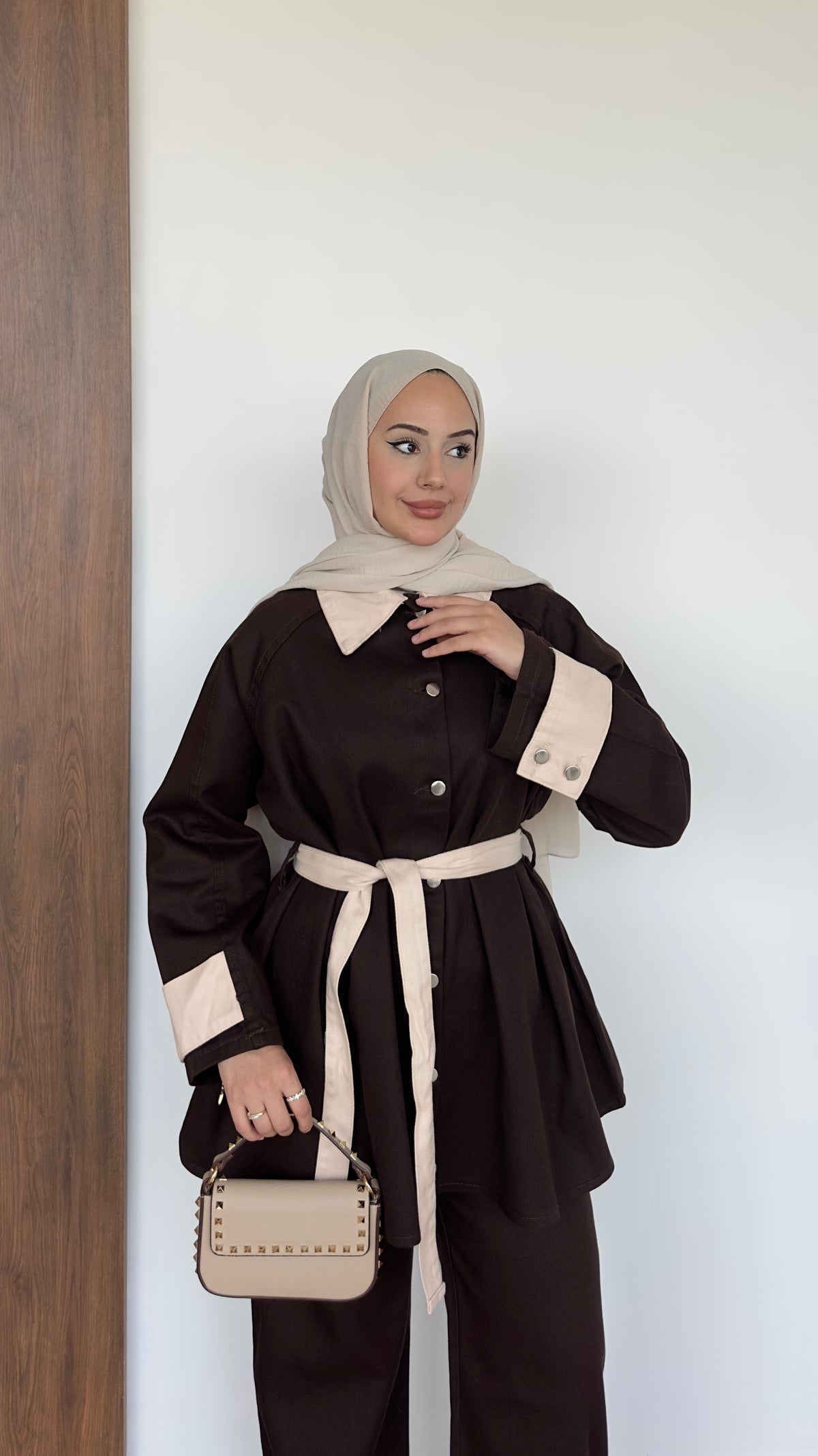 Kolları Düğmeli Gabardin Takım Kahverengi