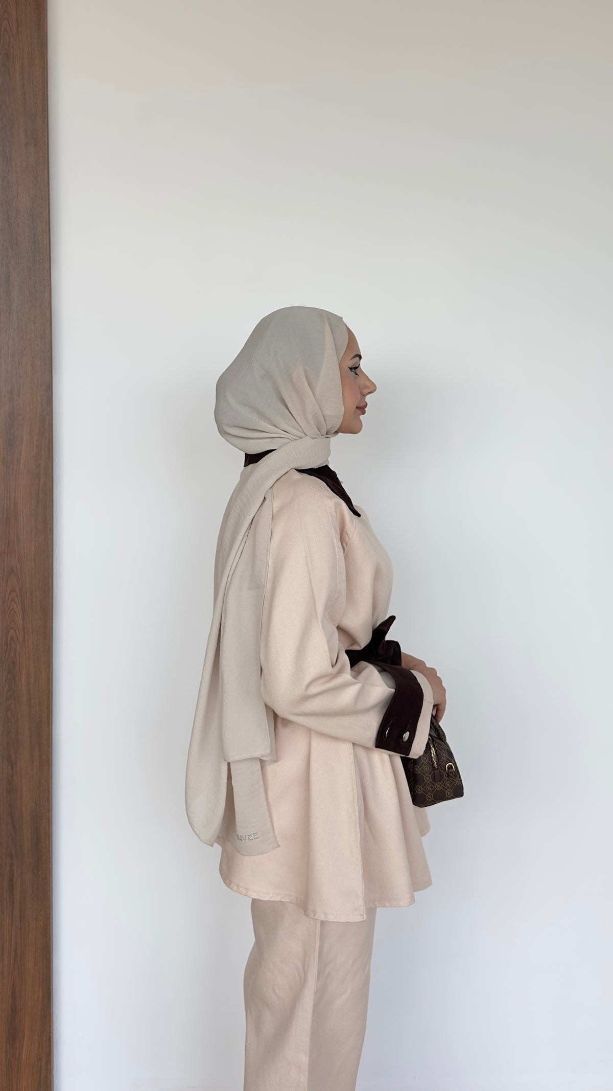 Kolları Düğmeli Gabardin Takım Bej