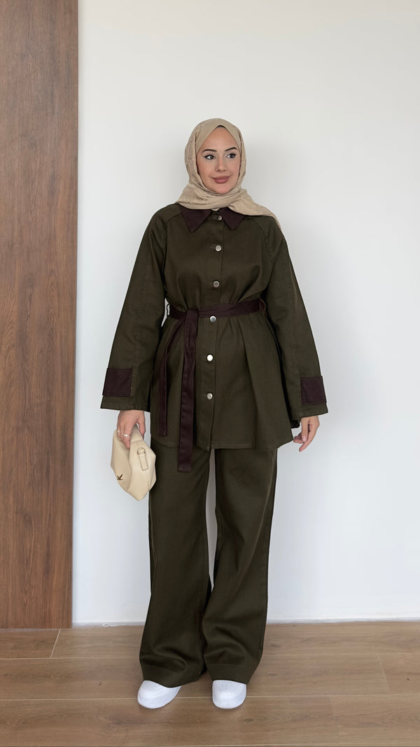 Kolları Düğmeli Gabardin Takım Haki
