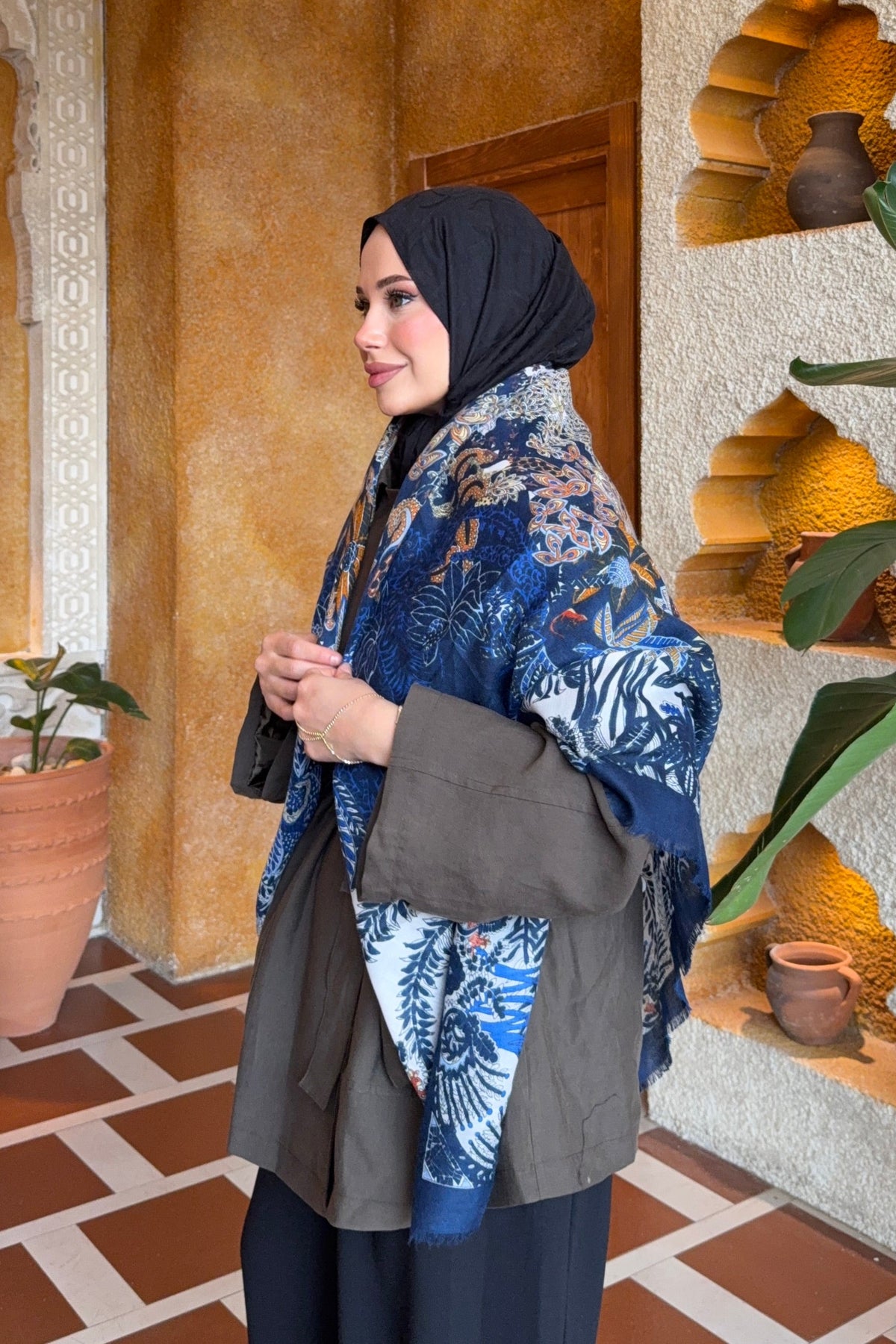 Sienna Omuz Şalı Lacivert