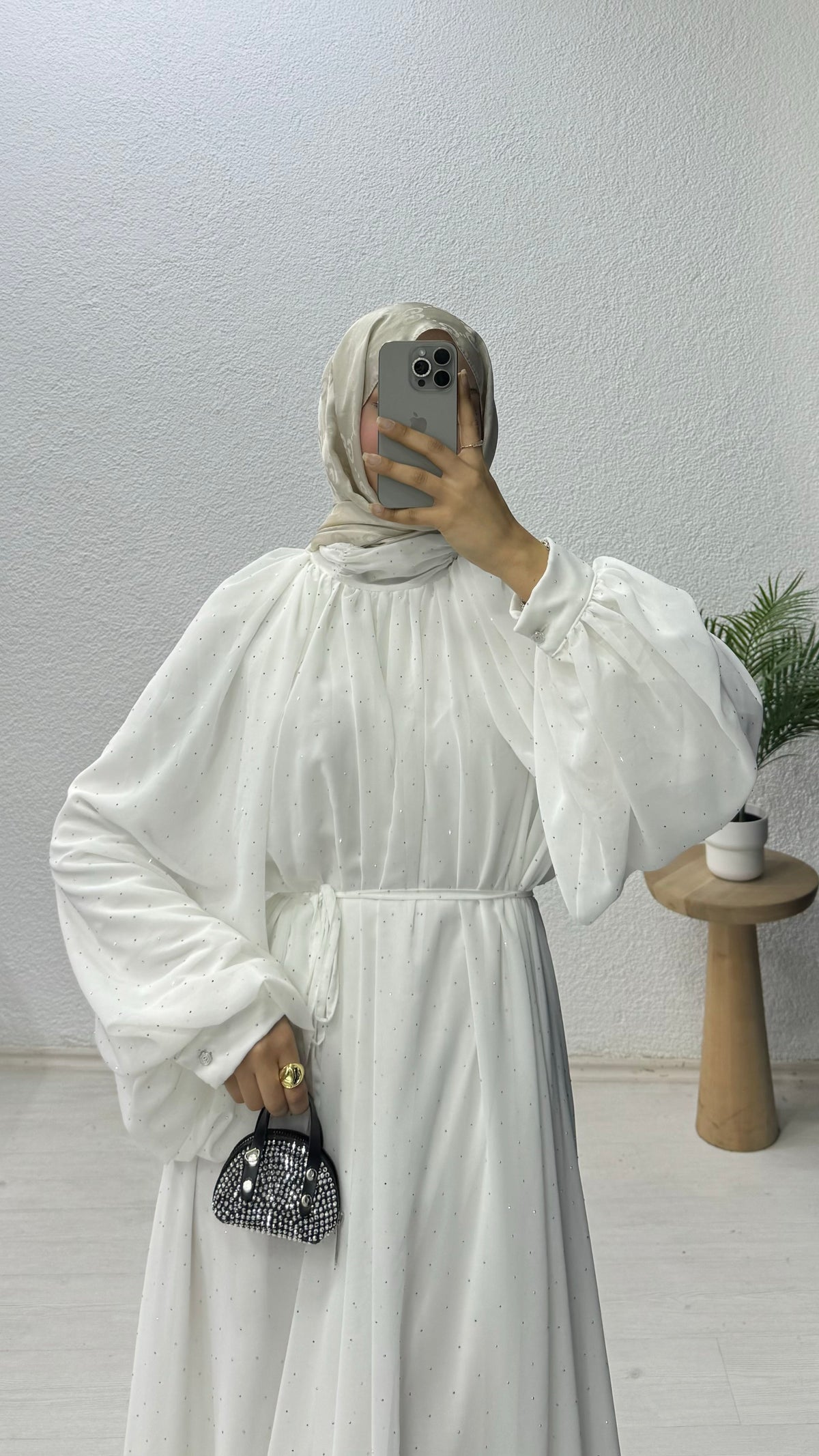 Taşlı Şifon Elbise Beyaz
