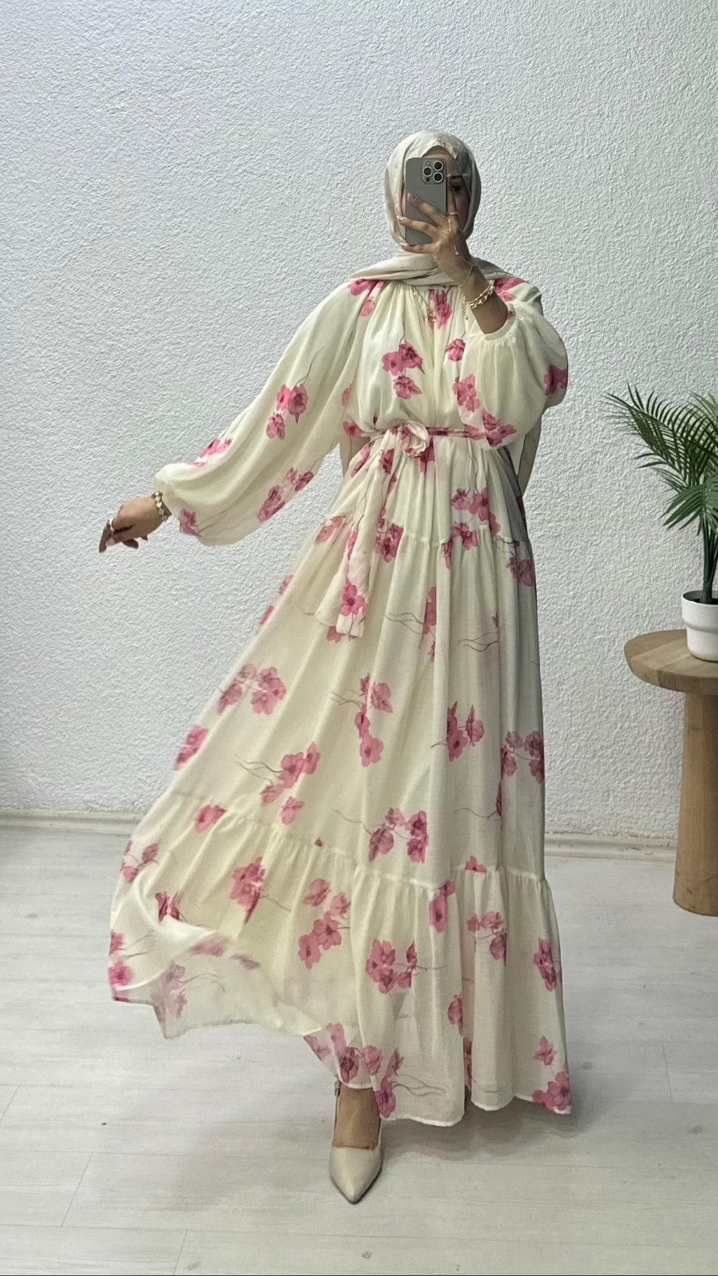 Çiçekli Şifon Elbise Pembe